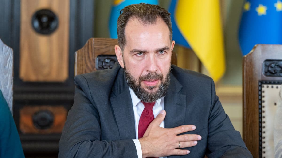 Lengyel diplomata bízik a civil kapcsolatok helyreállításában Ukrajnával