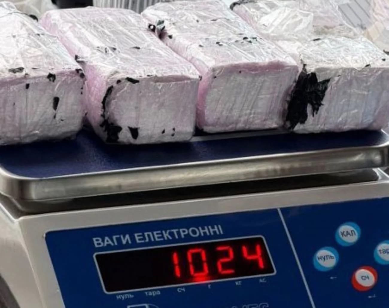 Többmillió forint értékű kokaint foglaltak le Ukrajnában, egy embert őrizetbe vettek