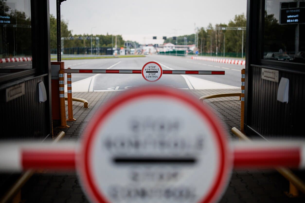 Litvánia feloldja a határ menti vízummentesség régen elhalt megállapodását Fehéroroszországgal
