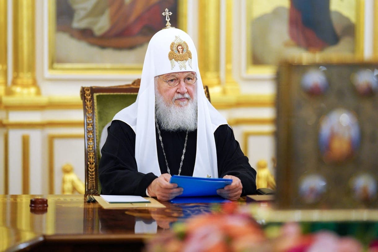 Kirill pátriárka és Alekperov újabb EU-szankciók elől menekülhetnek