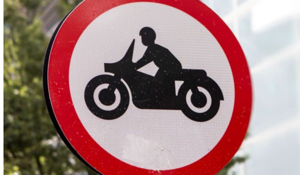 Huszton éjjelente korlátozzák a hangos motorosokat a csend érdekében
