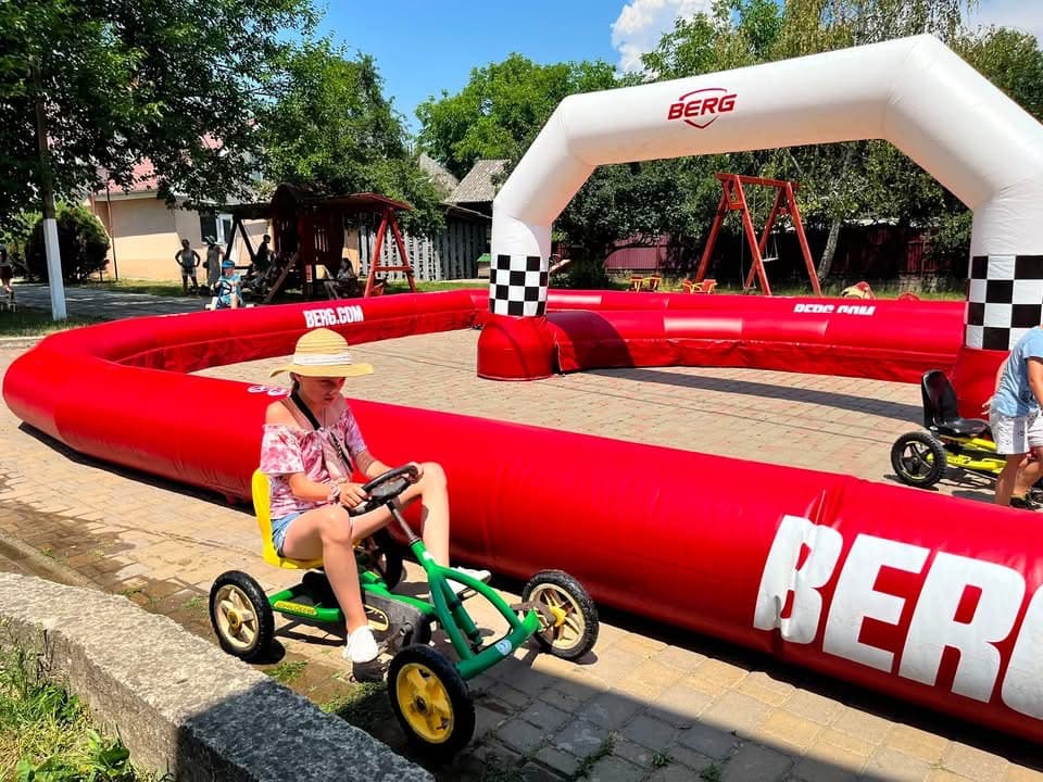 Innovatív közlekedésbiztonsági programmal segíti a gyerekeket a KEGYES Alapítvány