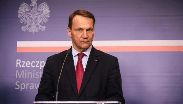 Sikorski: Orosz retorika veszélyes előjeleket mutat Lengyelország és a NATO irányában