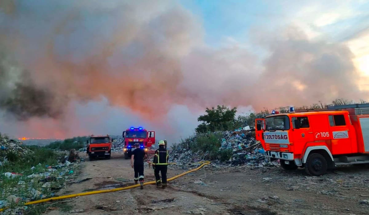 Komoly tűz keletkezett a beregszászi hulladéklerakón
