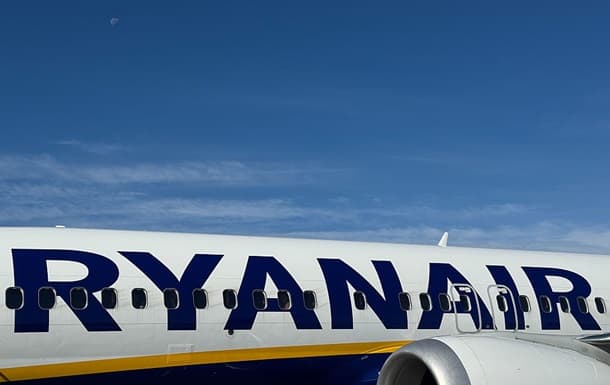 Ryanair-járaton betört az ablak, utast szippantott be a nyomáskülönbség