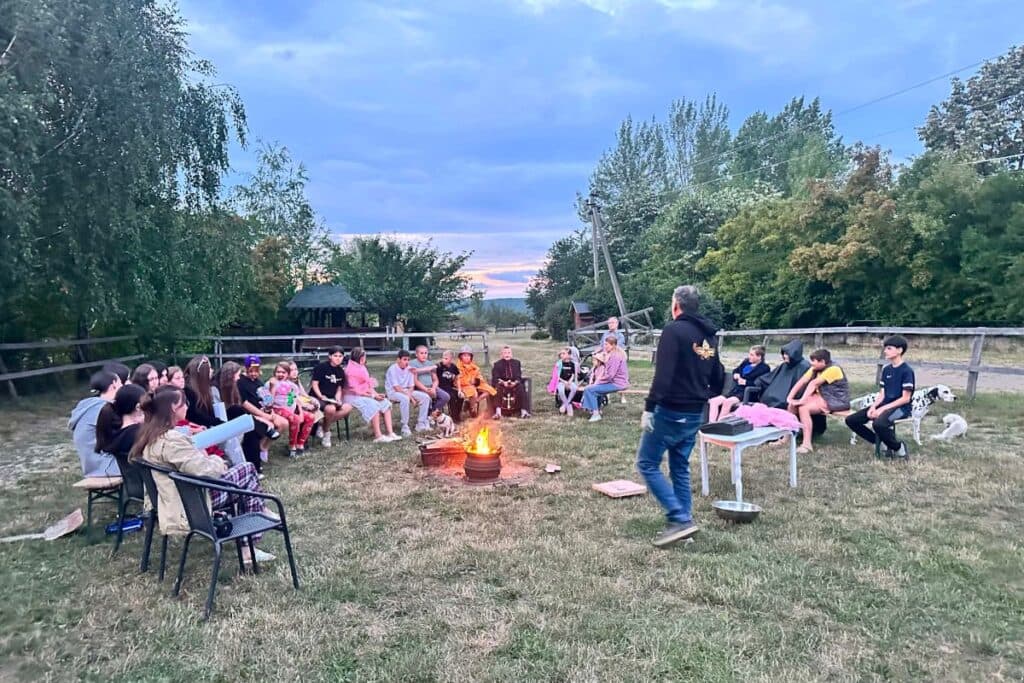Nyári lovas tábor várja a kárpátaljai gyerekeket Nagyszőlősön