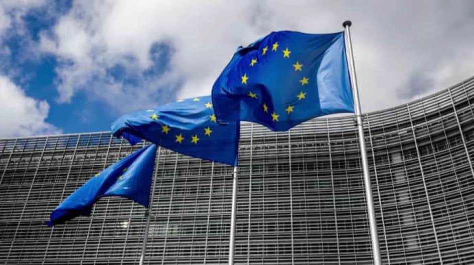 Az EU új szankciókkal lép fel a szervezett bűnözés és embercsempészet ellen