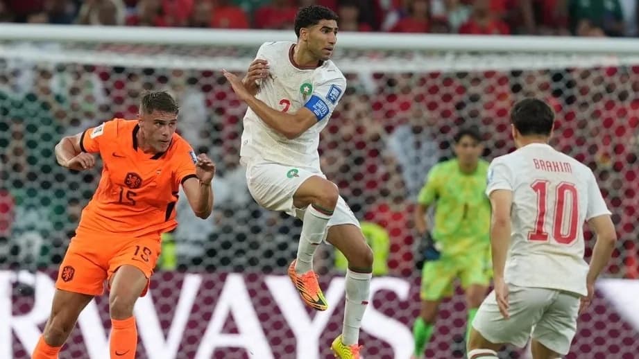 Marokkó tizenegyesekkel nyert, Hollandia búcsúzott a vb-n