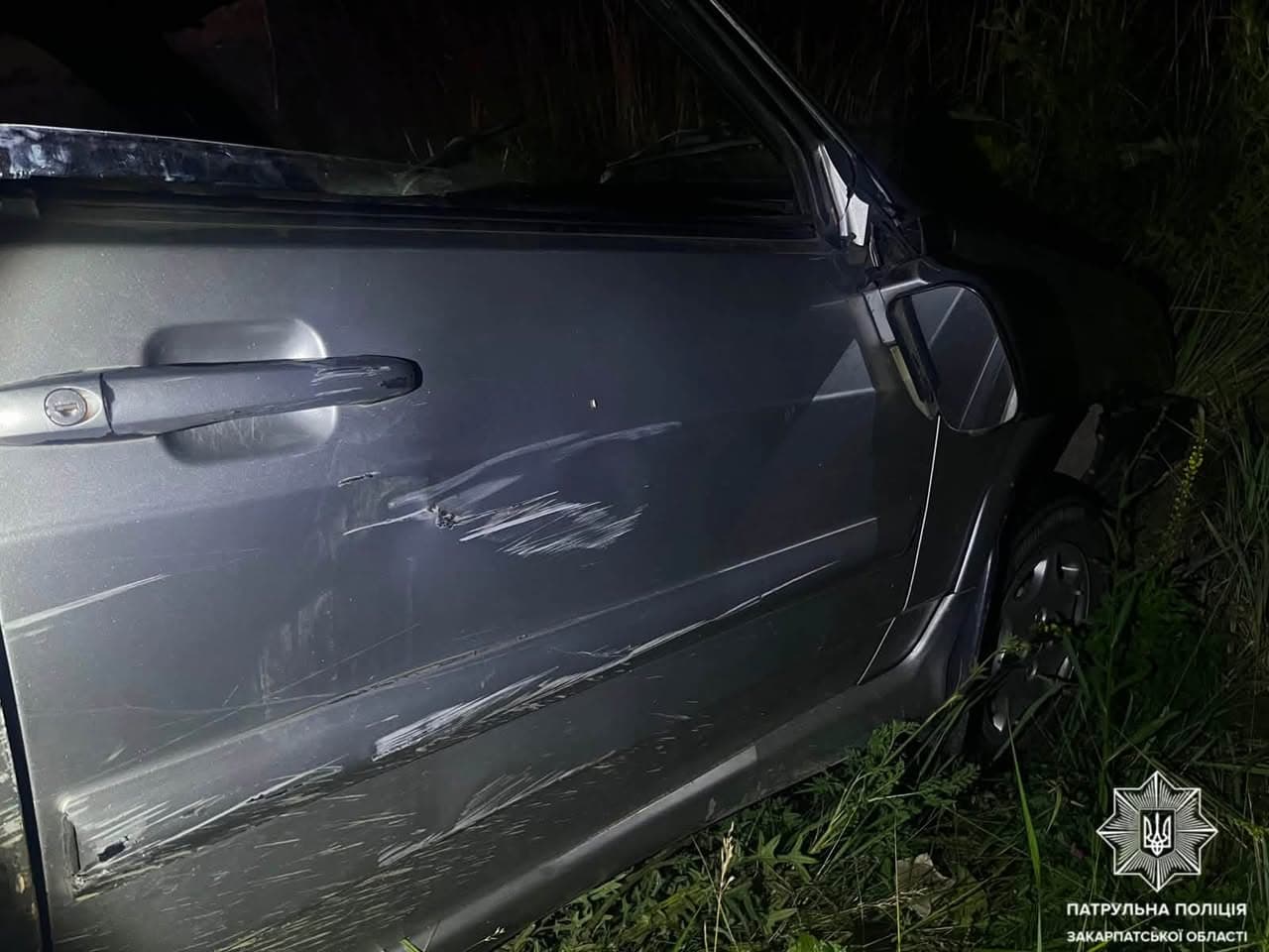 Ittas sofőr hajtott árokba Ungvár közelében