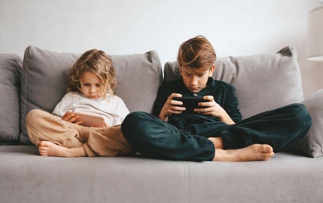 Az ukrán gyerekek többsége erősen kötődik a digitális világhoz – országos felmérés