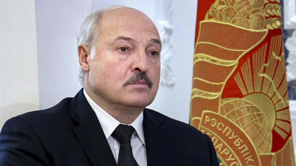 Lukasenka kemény figyelmeztetése Zelenszkijnek: a háború új szintre léphet