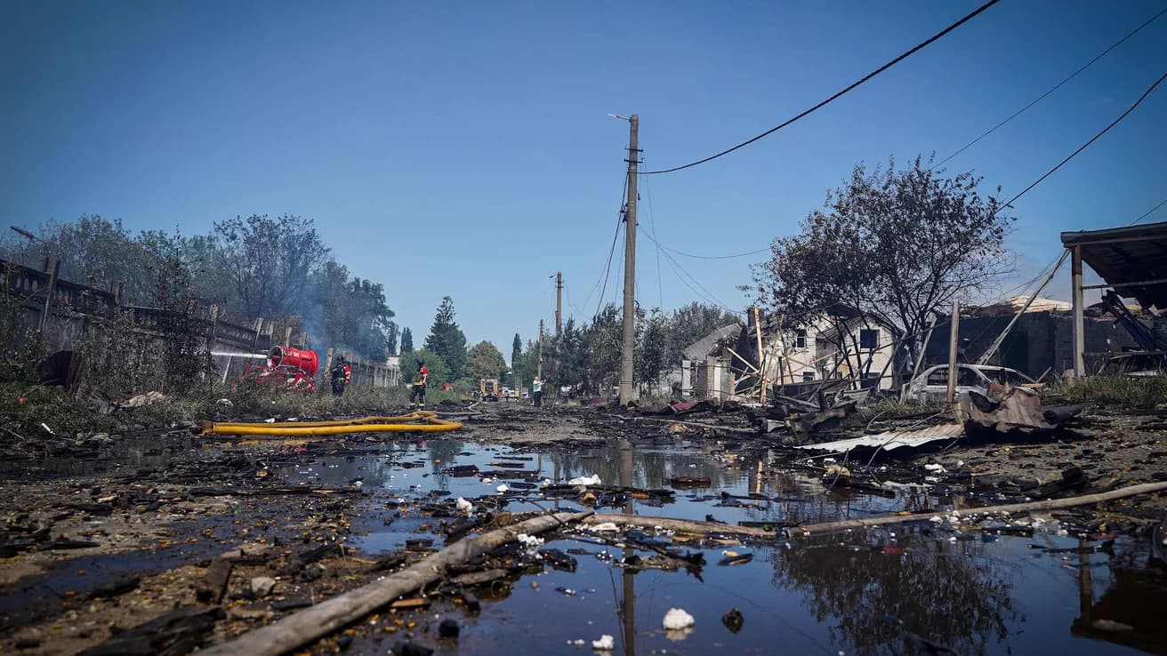 Zelenszkij: Visnyevében lőszerraktár robbant fel orosz támadásban