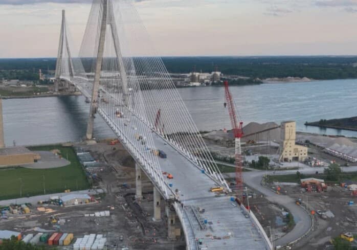 Új határhíd nyílik július végén az USA és Kanada között