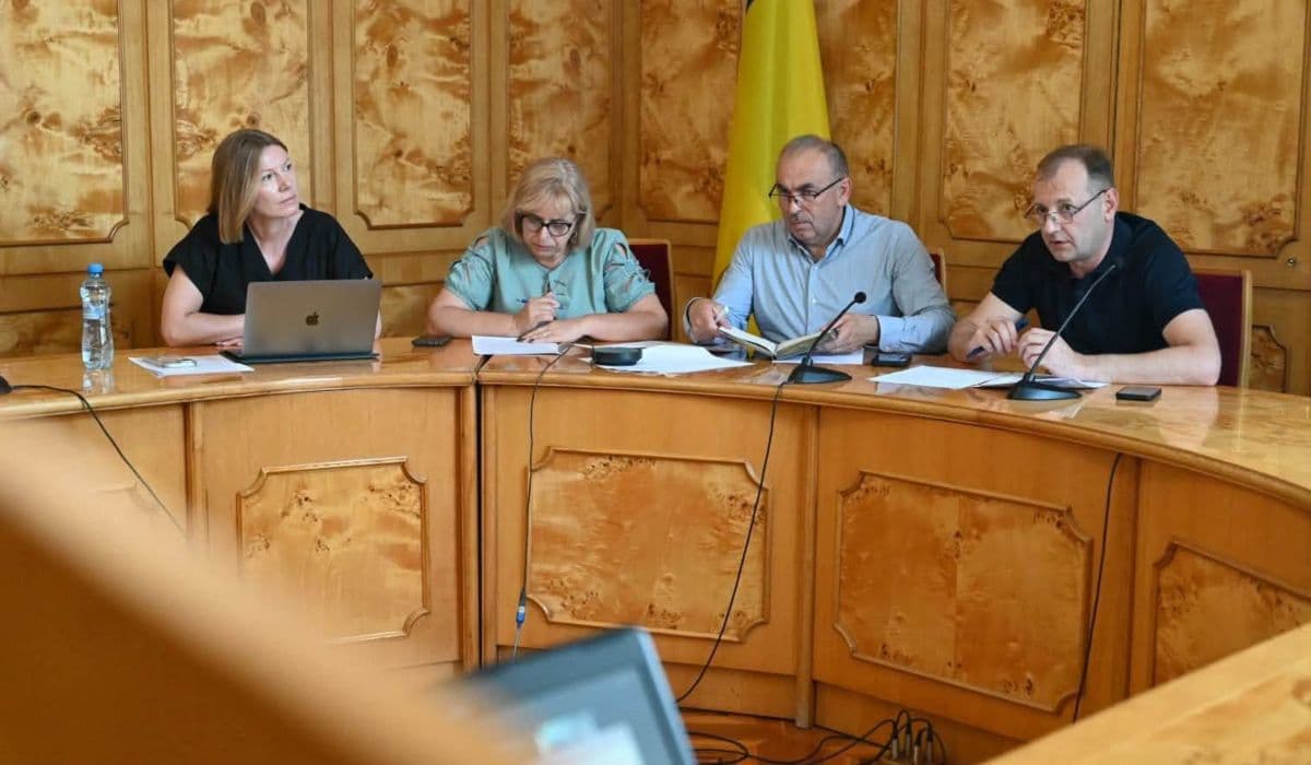 Kárpátaljai gyermekegészség: sürgető oltási feladatok és az iskolai ivóvíz állapota
