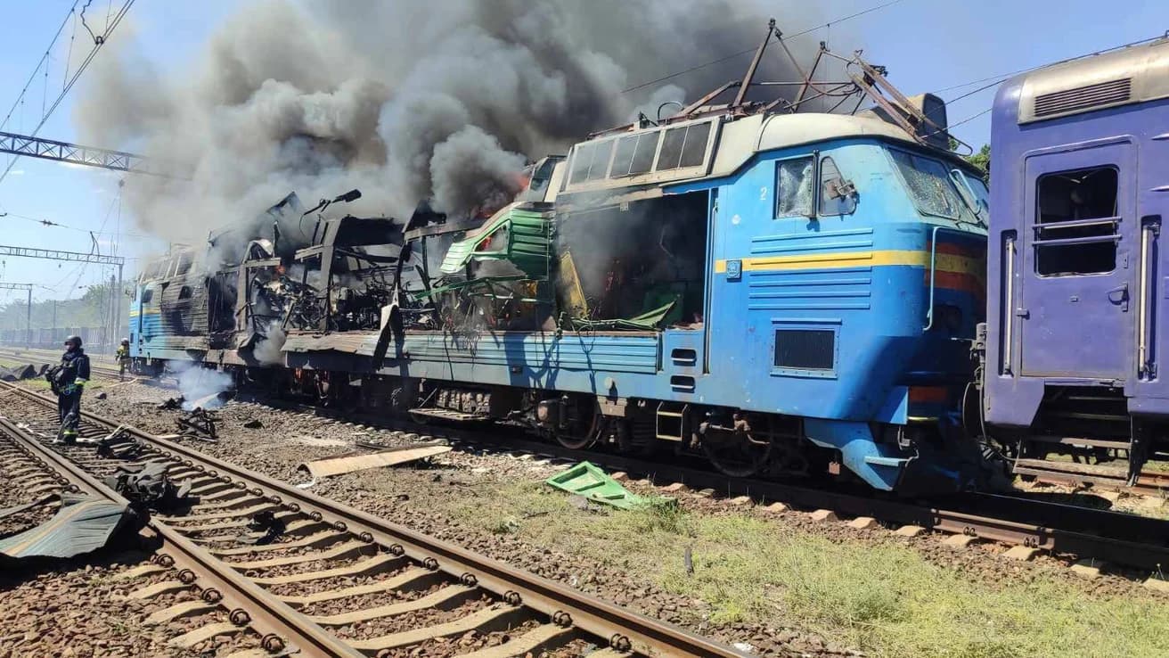 Dróntámadás célzott személyvonatot Zaporizzsja megyében, utasok biztonságban