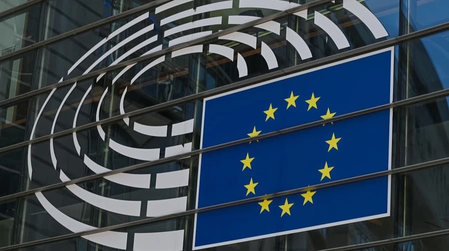 Az Európai Parlament kifogásolta az UPA-hősök tiszteletére elnevezett ukrán katonai egységet