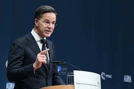 NATO-tagországok elérték a GDP 4%-os védelmi kiadási célt