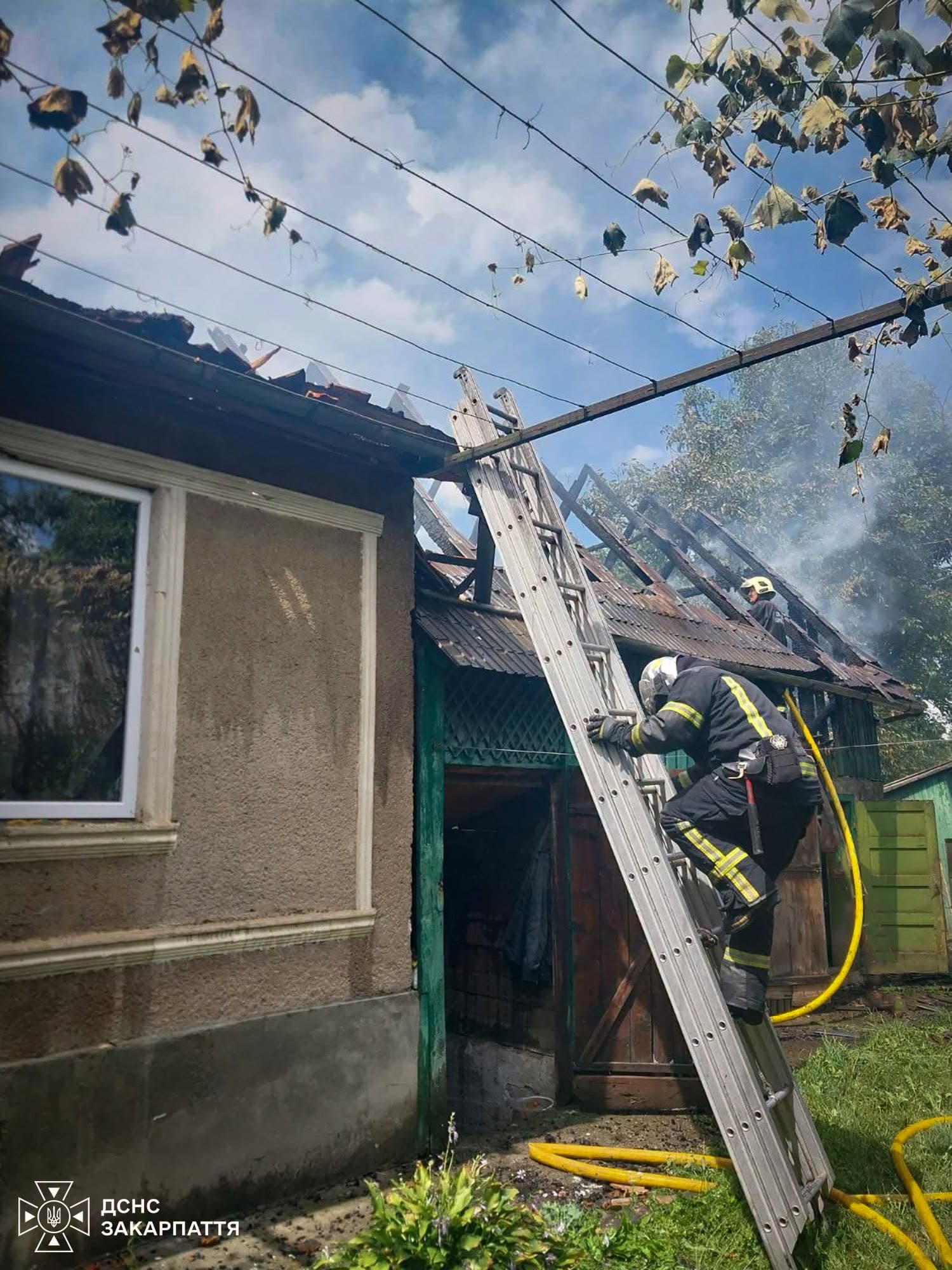 Idős férfit mentettek ki a lángok közül Bustyaházán