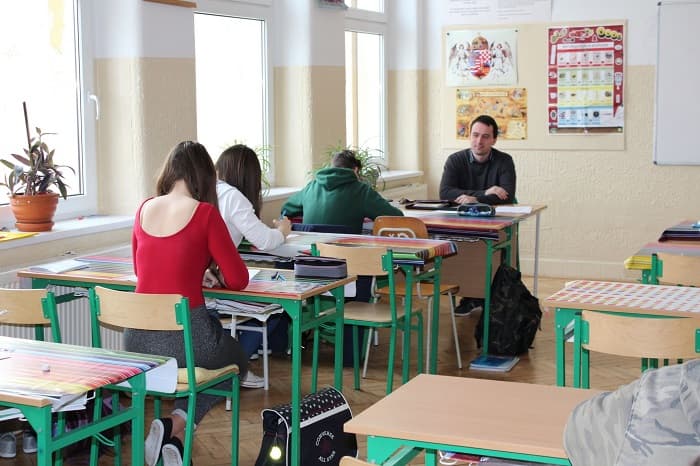 Kárpátaljai kisiskolák jövője kérdéses a csökkenő létszám és finanszírozási változások miatt