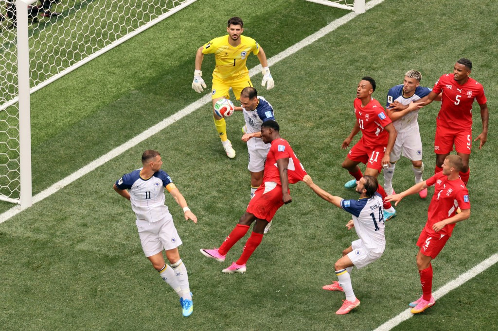 Svájc őrzi veretlenségét: 4-1-es sikert aratott Bosznia-Hercegovina ellen