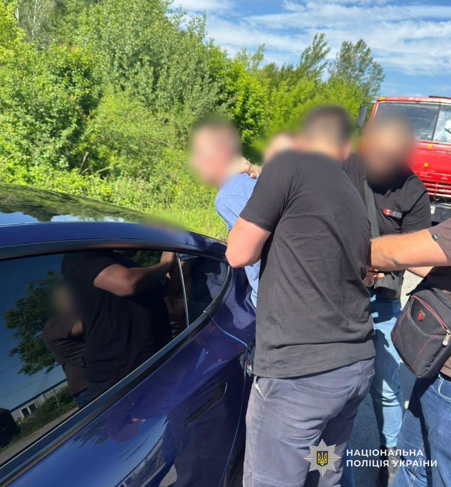 Kábítószer-kereskedőt fogtak Nagybocskón a pénzátvétel pillanatában
