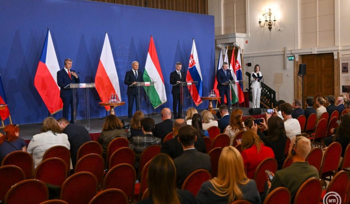 Széleskörű együttműködésre törekszenek a V4 országai a Gödöllői csúcson