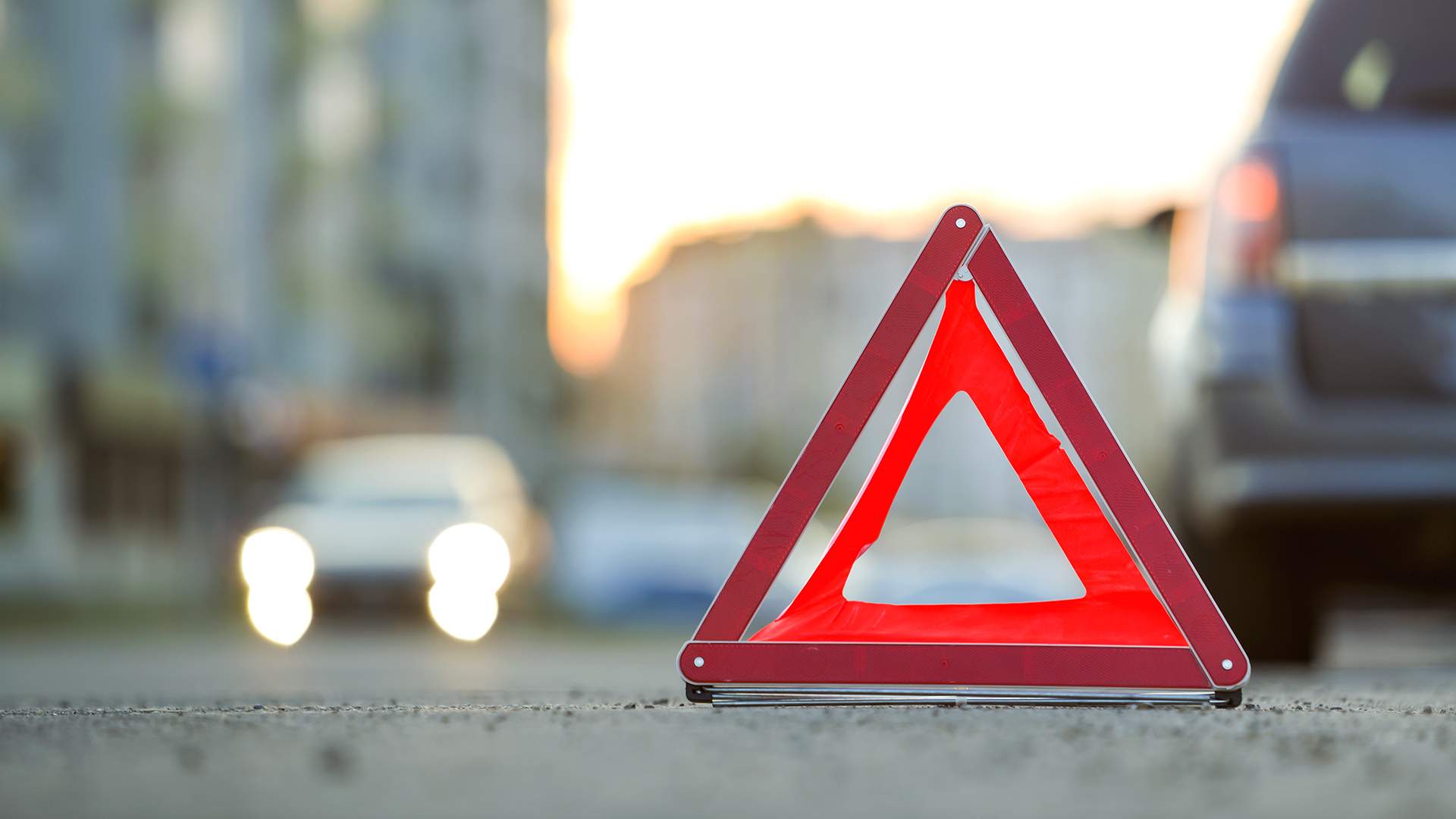 Súlyos baleset Ungváron: piros lámpán áthajtó autós elgázolt egy gyalogost