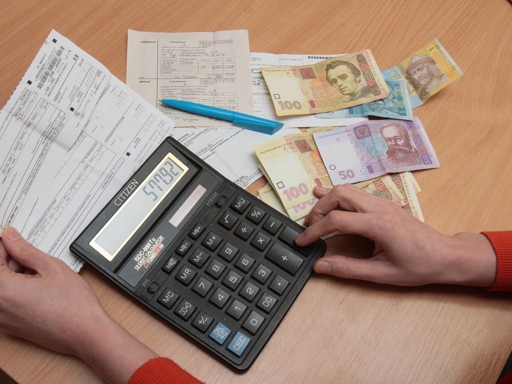 Májusban valamelyest csökkenhet a háztartások rezsiterhe