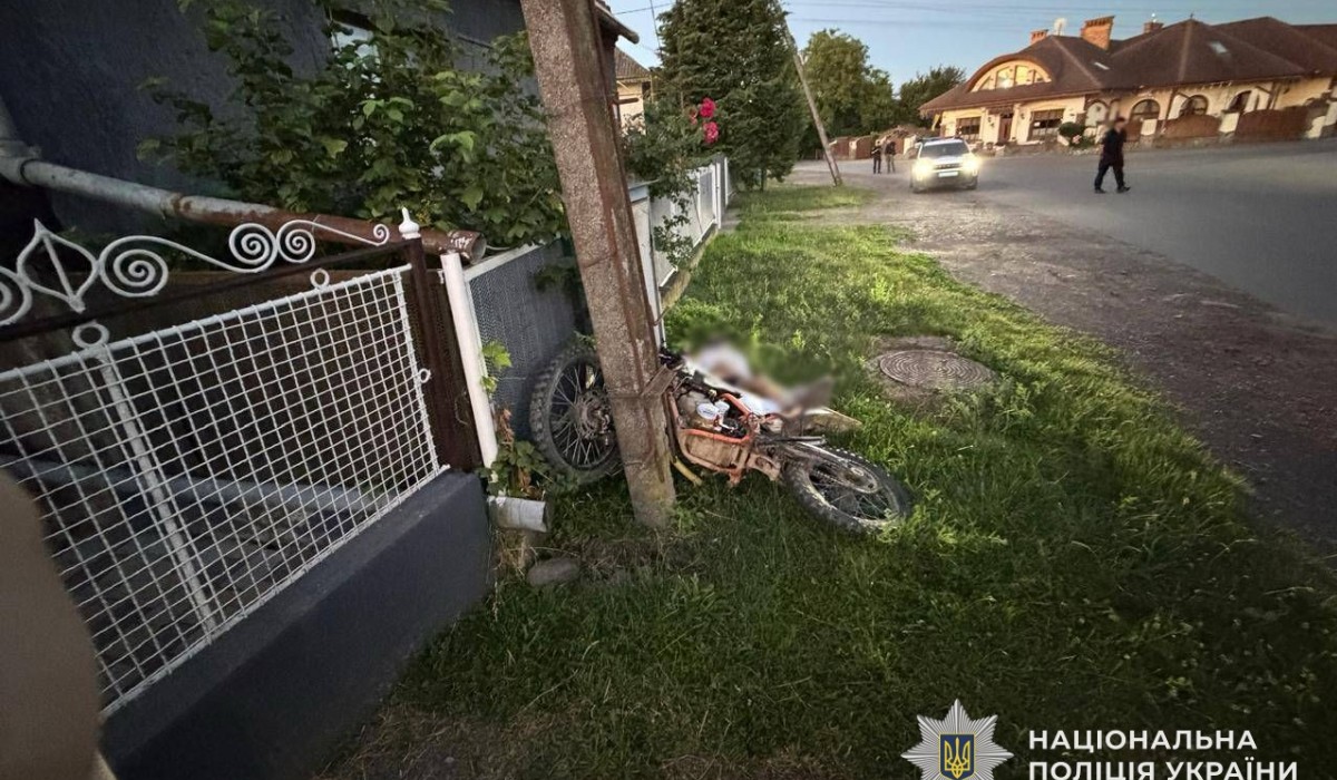 Fiatal motoros vesztette életét tragikus balesetben Ungvár közelében