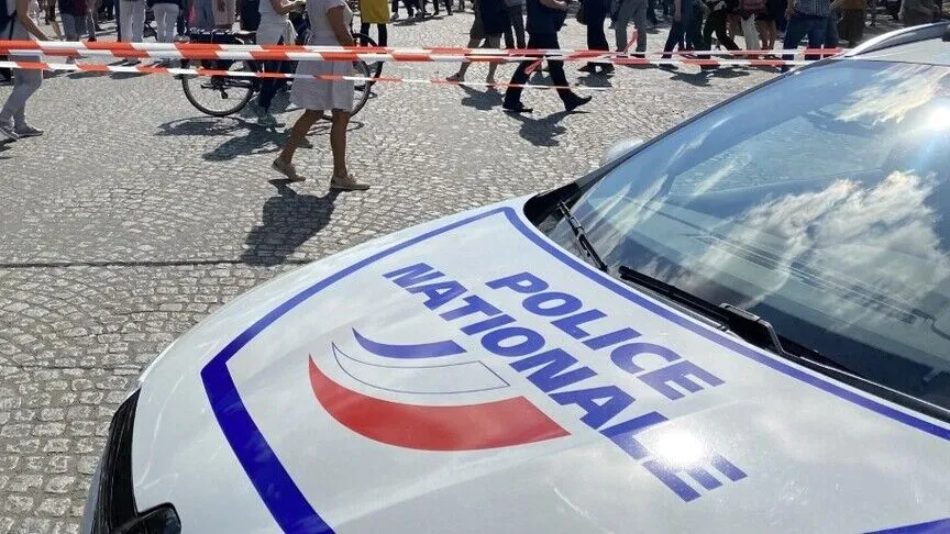 Párizsi késes támadás: három nő sérült meg a Porte de Clichy közelében