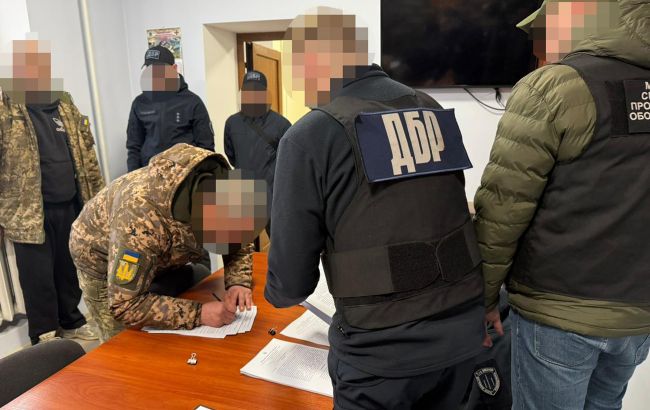 Sokgyermekes apát fogva tartottak és bántalmaztak a mikolajivi toborzó központ pincéjében